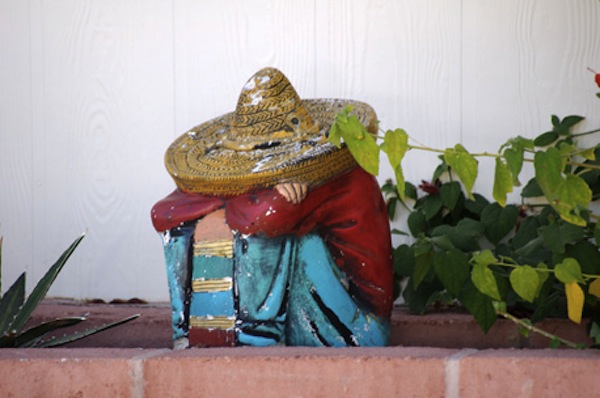 Photos Sleeping Mexican Garden Statues What S About That Pocho - Mexican Garden Statues